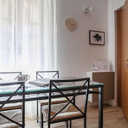 Italianway-Porta Ticinese 78 Apartment Milan Bagian luar foto