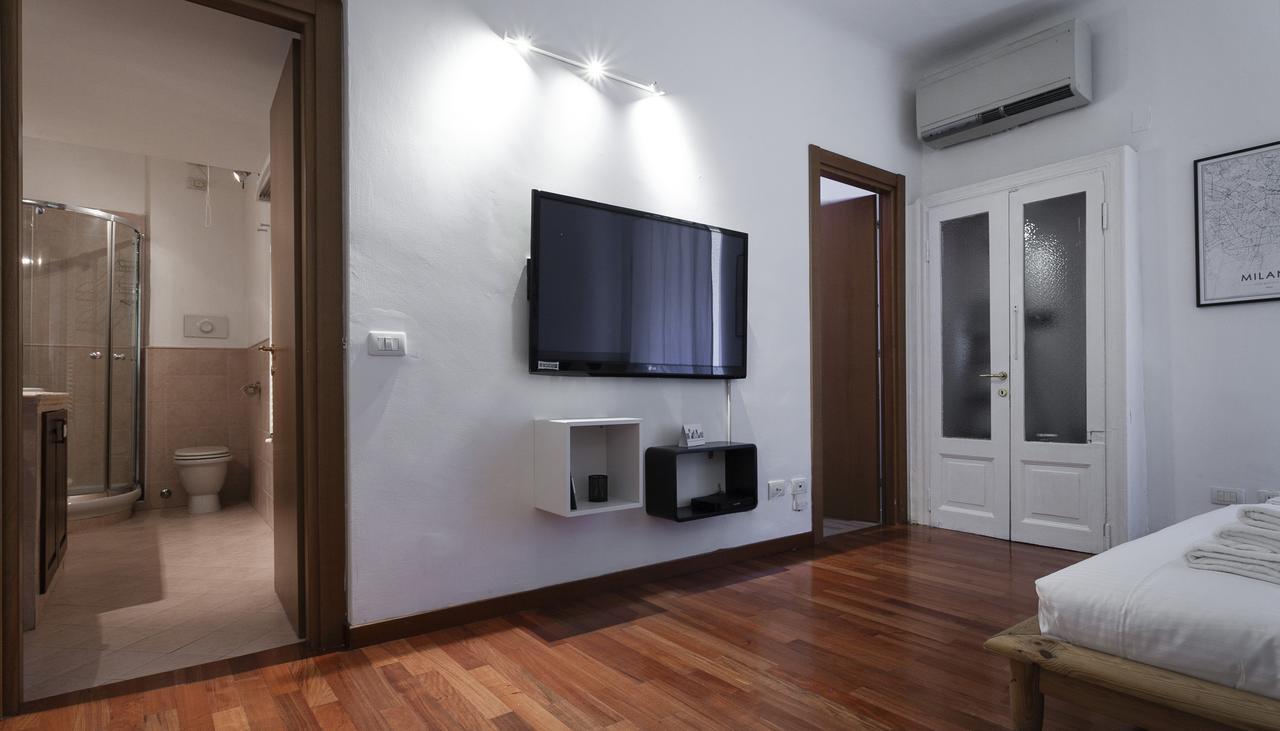 Italianway-Porta Ticinese 78 Apartment Milan Bagian luar foto