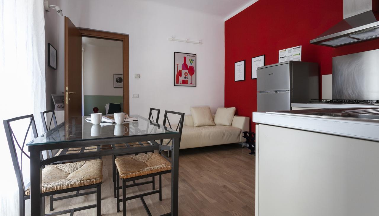 Italianway-Porta Ticinese 78 Apartment Milan Bagian luar foto
